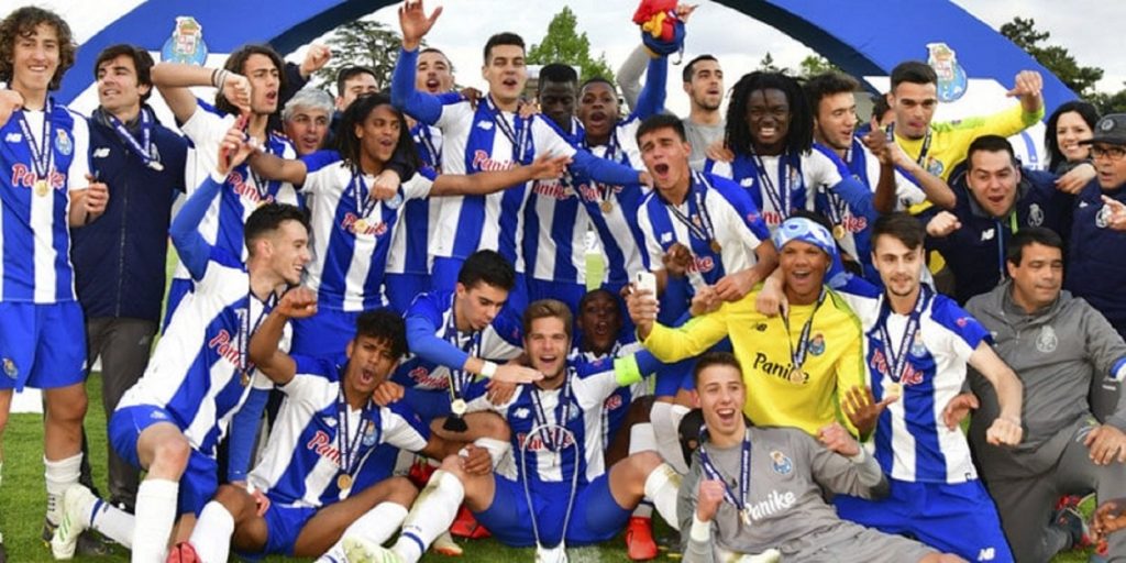 YOUTH LEAGUE AO VIVO: siga o Club Brugge-FC Porto e o Tottenham