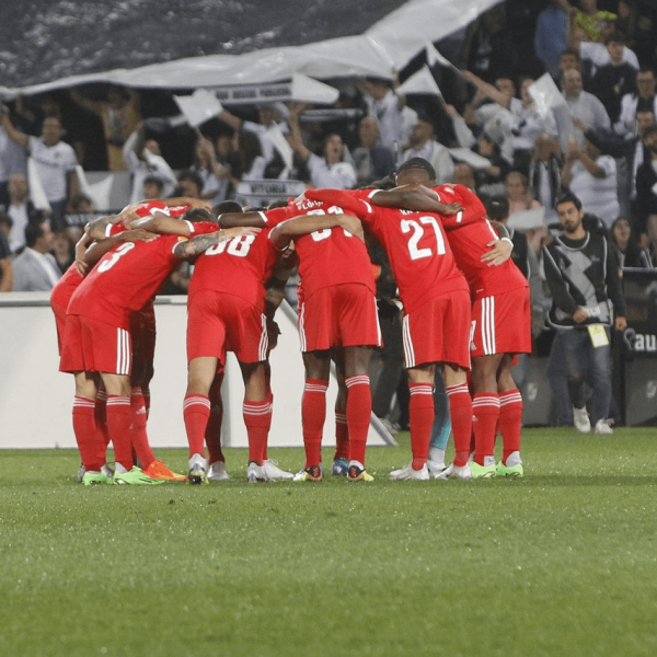 equipa do SL Benfica ao fim do jogo