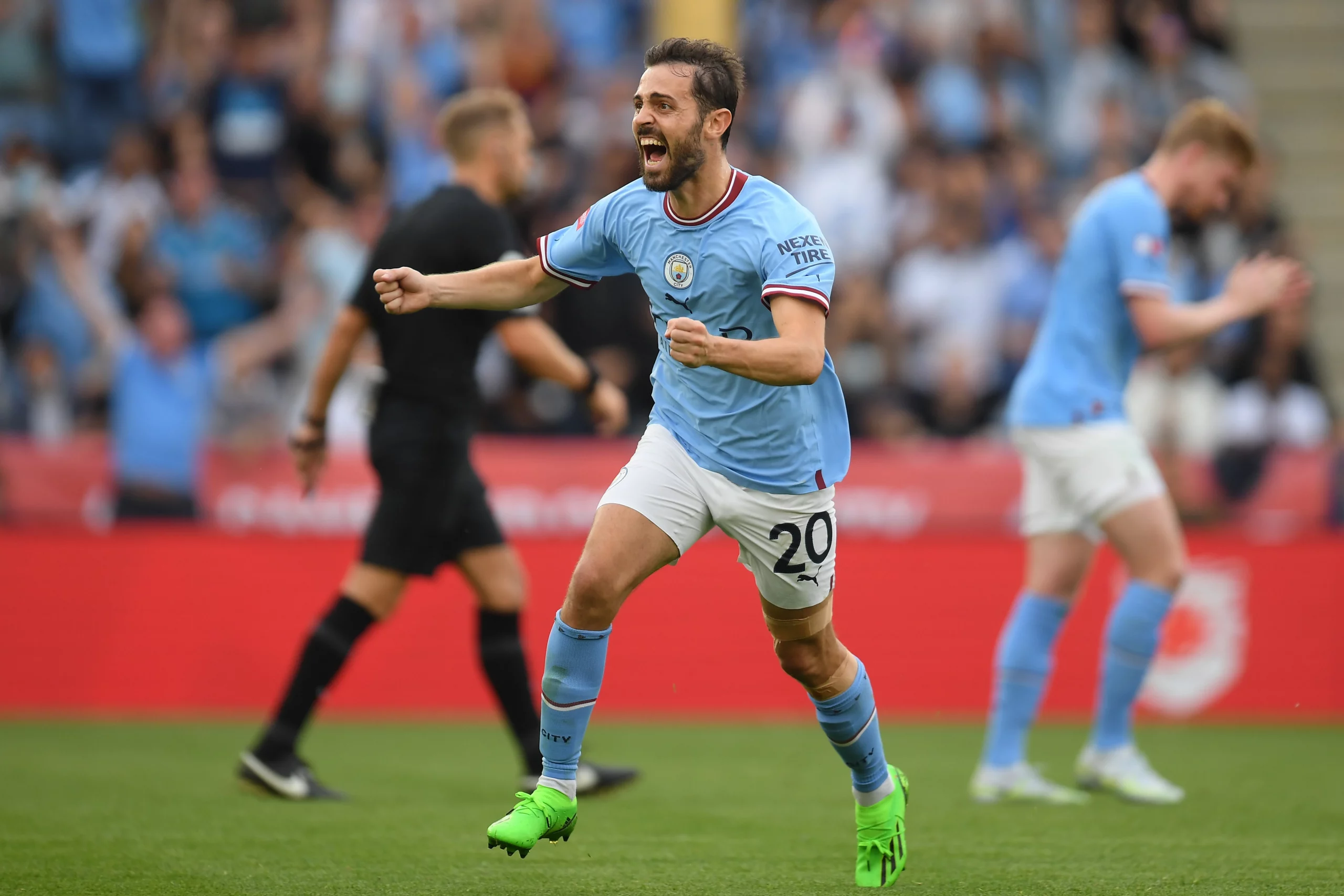 golo de Bernardo Silva na premier league