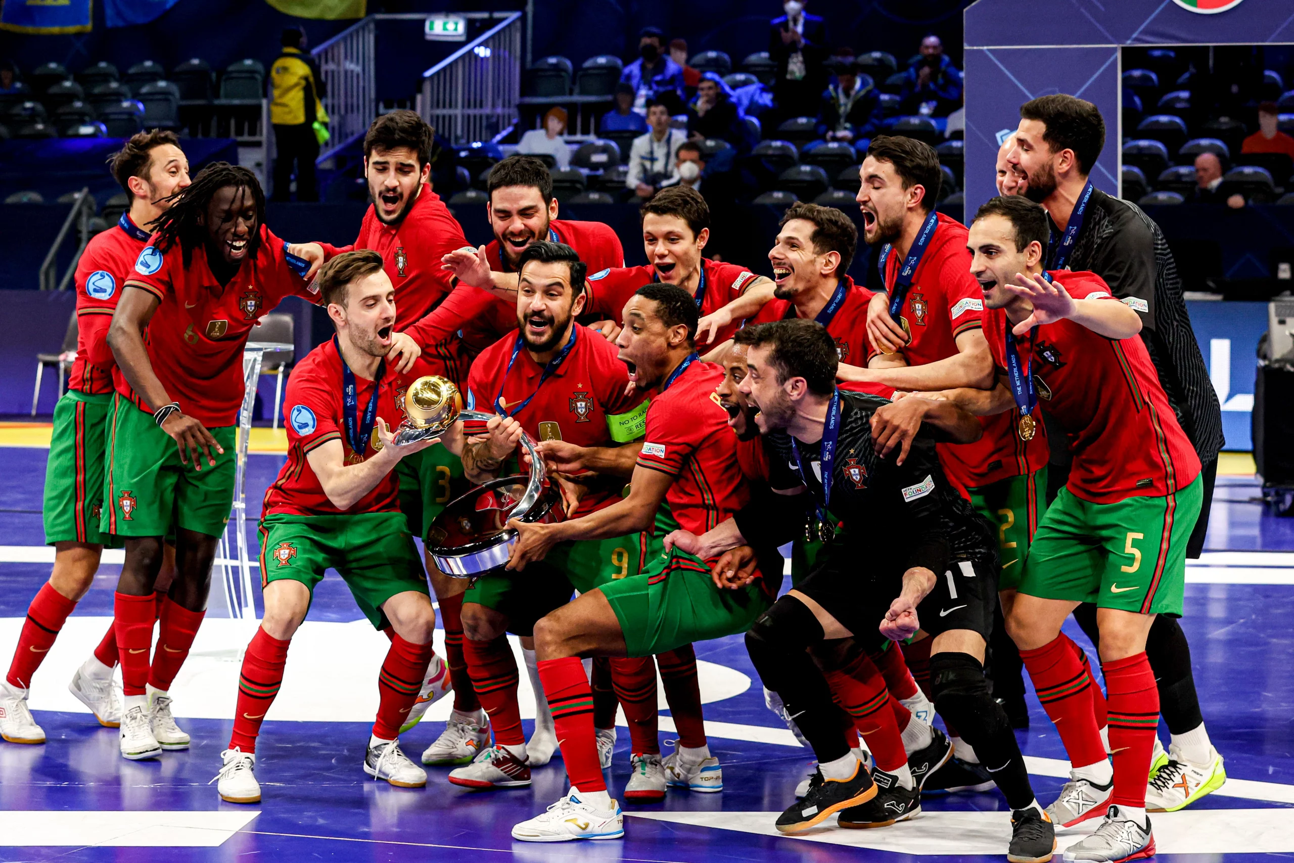 selecção portuguesa de futsal com os melhores jogadores de futsal do mundo